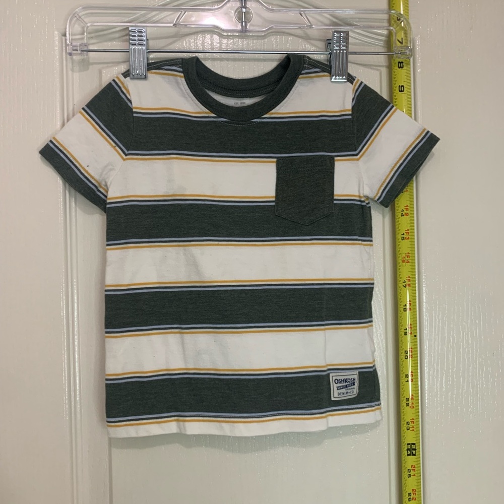 Boys Lot OshKosh B Gosh Short Sleeve Shirts Size 24 Months (5) Total Shirts - Picture 6 of 9